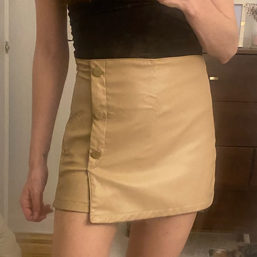 Stylish Tan Mini Skort
